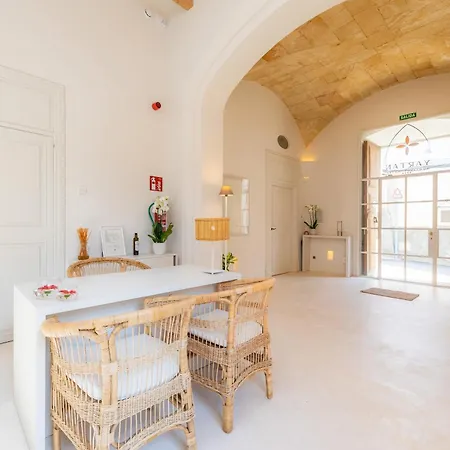 Yartan Boutique - Adults Only Hotel 4*